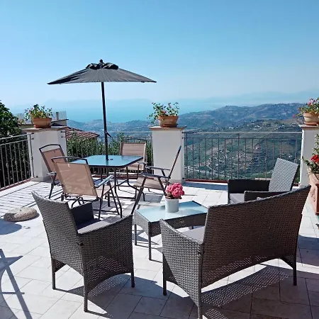 Aparthotel I Lauri 4*